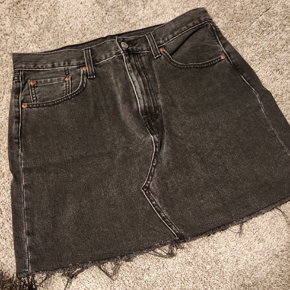 Levi's Charcoal Frayed Mini Skirt